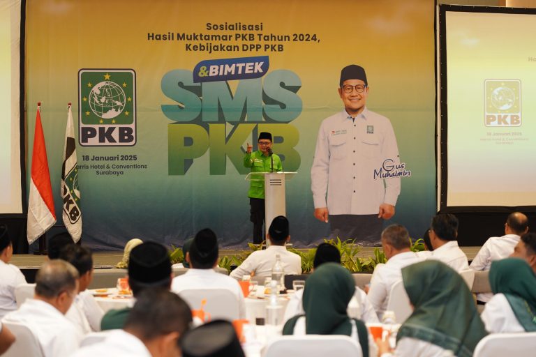 Politik itu riang gembira, penuh semangat dan sukacita, bukan mendiskreditkan satu sama lain